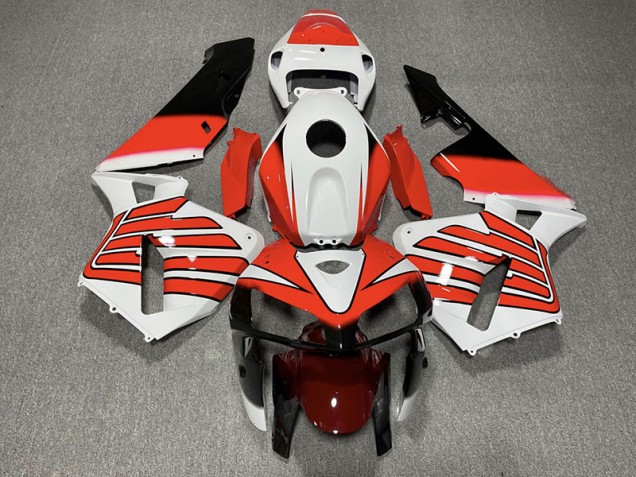 Alas Rojas & Blancas 05-06 CBR600RR Carenado Moto Alas Rojas & Blancas 05-06 CBR600RR Carenado Moto
