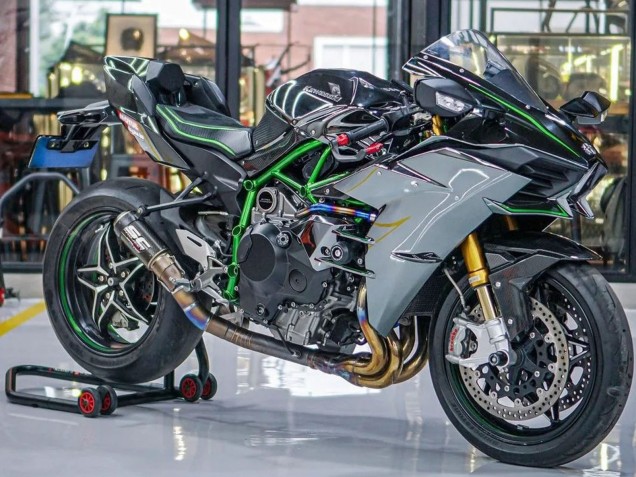 Carenados Moto Kawasaki Ninja H2 2015-2022 - Gris Baratos