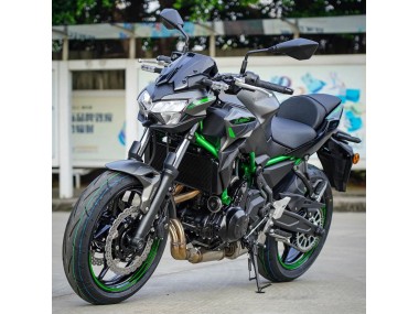 Carenados Moto Kawasaki Ninja Z650 2020-2023 - Negro Verde Baratos