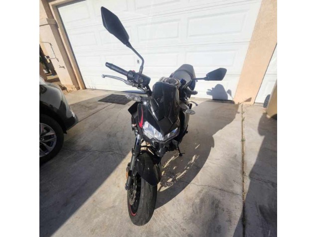 Carenados Moto Kawasaki Ninja Z650 2020-2023 - Negro Rojo Baratos