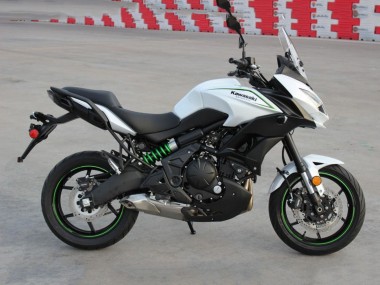 Carenados Moto Kawasaki Versys 650 2015-2021 - Blanco Baratos