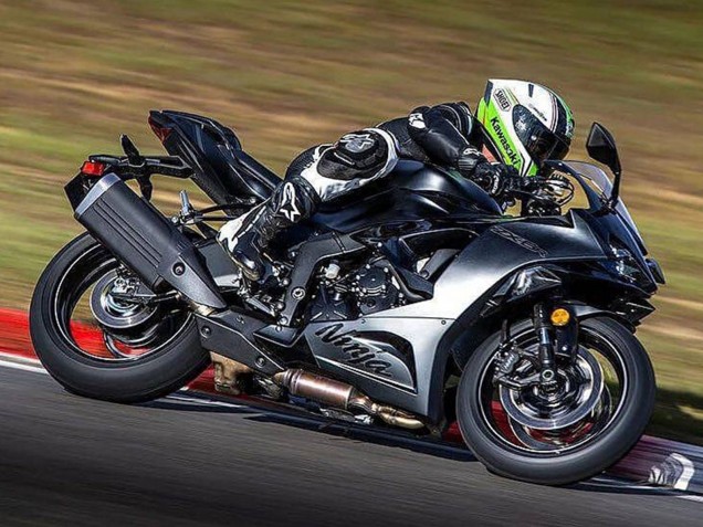 Carenado Moto Kawasaki ZX6R 2023-2025 - Negro Mate Baratos