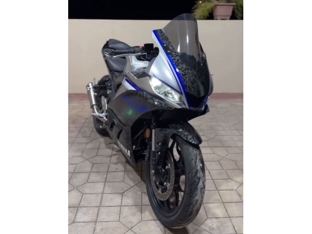 Carenados Moto Yamaha YZF R3/R25 2022-2024 - Marble Negro Plata Azul Falsificado FibraCarbono Estilo Baratos