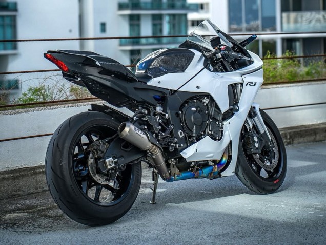 Carenado Moto Yamaha YZF 1000 R1 2020-2025 - Blanco Baratos