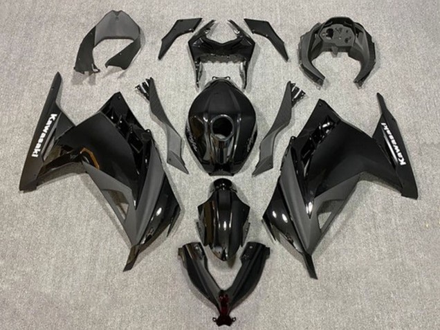 Carenados Moto Kawasaki EX300 2013-2024 - Negro Brillante Negro Mate Baratos