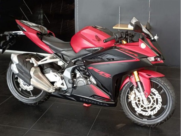 Kits Carenado Moto Honda CBR250RR 2017-2022 - Rojo Negro Mate Baratos